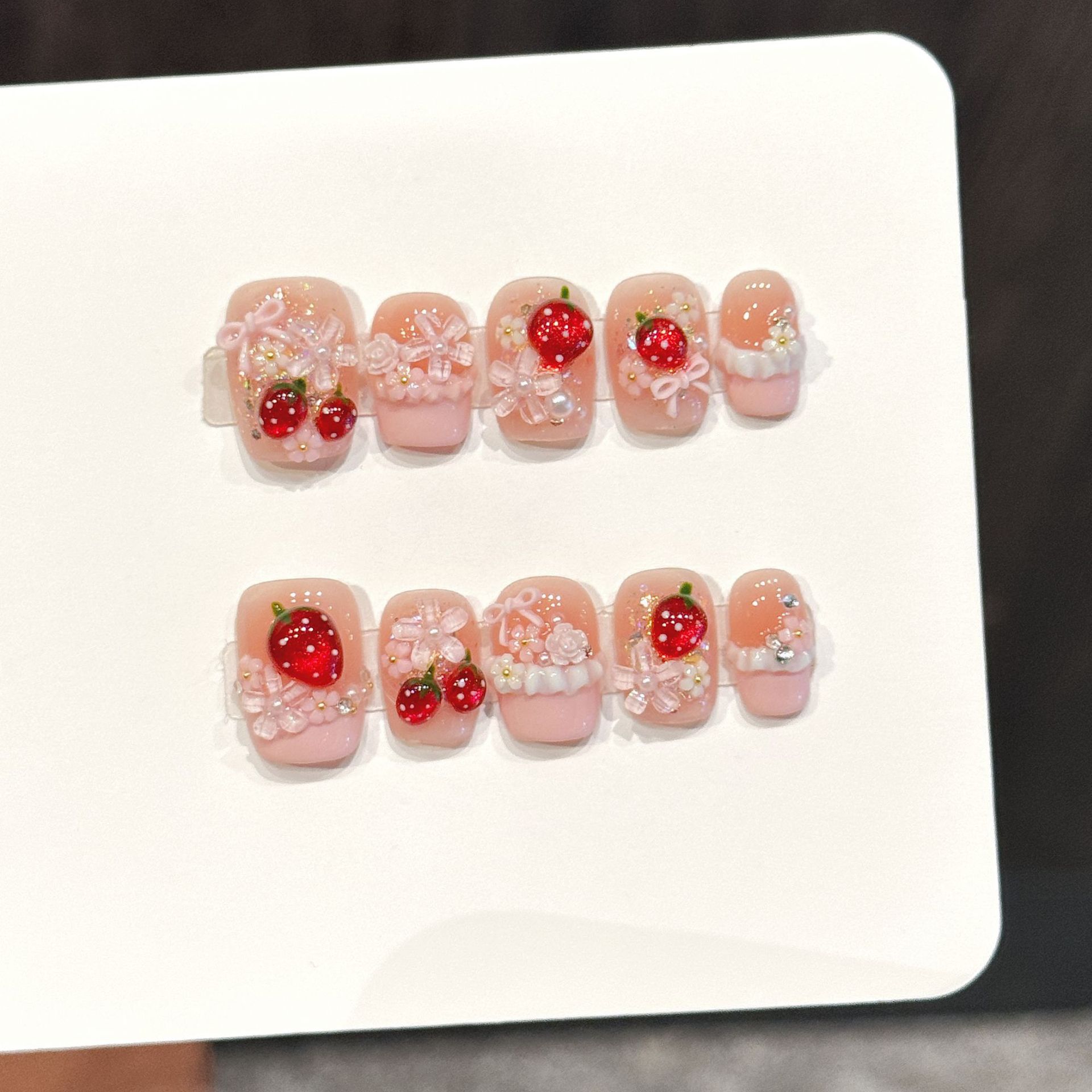 Nail Art Xs - 10 шт., милые красные клубничные накладные